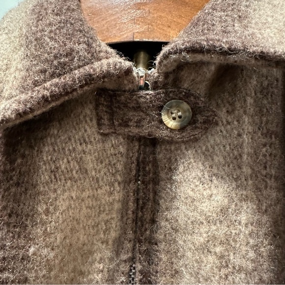 Vintage REAL Clothes by SAKS Fifth Avenue Plaid Wool Jacket Size Medium - Picture 6 of 16